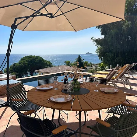 Nyaraló Casa Raphael *